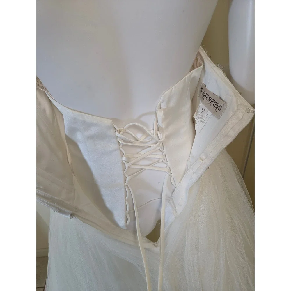 Maggie Sottero Haute Couture Beaded Tulle Wedding Dress Ball Gown Ivory Size 6 - Picture 16 of 16